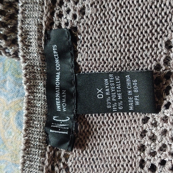INC silver/gray sweater OX - Picture 5 of 5
